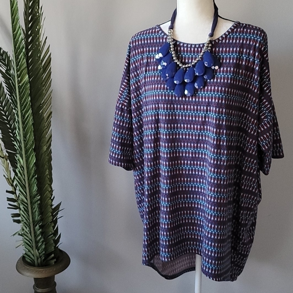 *PRICE DROP*
Lularoe Irma red, white, and blue arrow print
